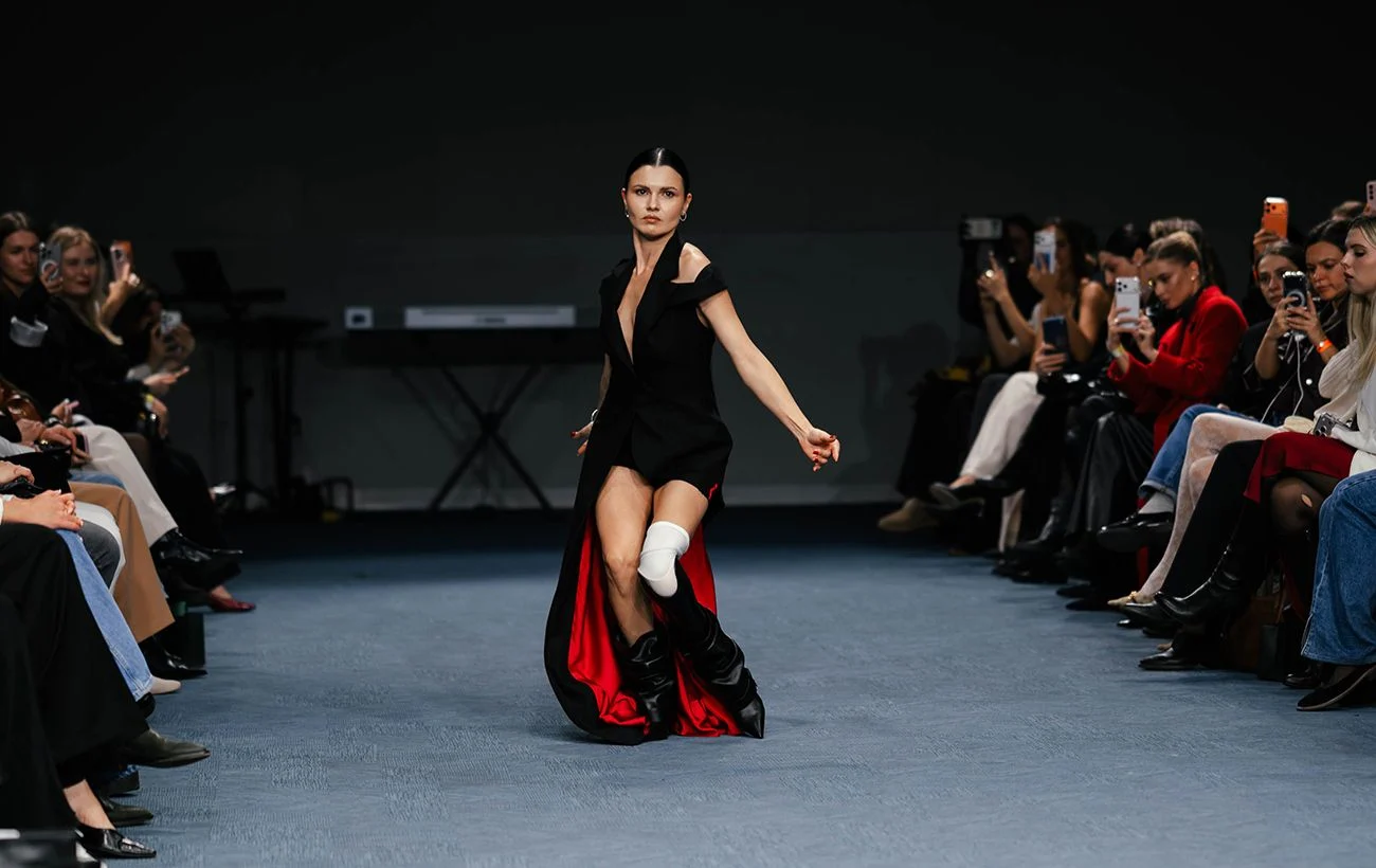 На Lviv Fashion Week показали колекцію Andreas Moskin з діамантами LUNET і ветеранами на подіумі